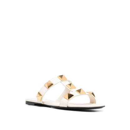 Valentino Garavani – Roman – Flache Sandalen aus Leder mit Nieten