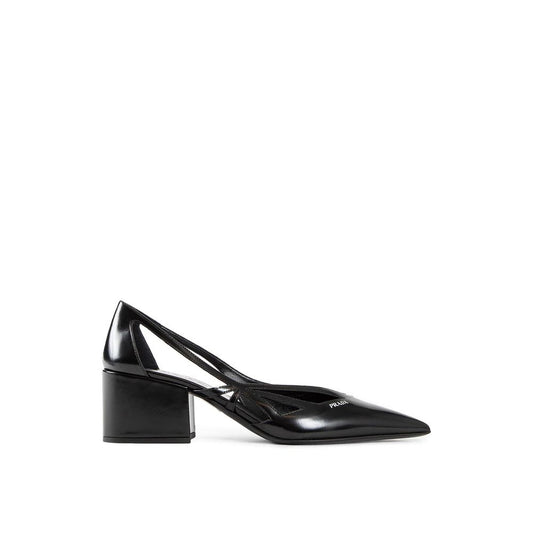 Prada Pumps aus gebürstetem Leder mit Cut-Outs