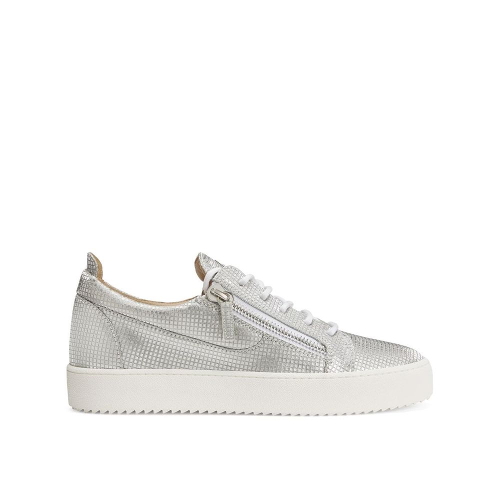 Sneakers May London