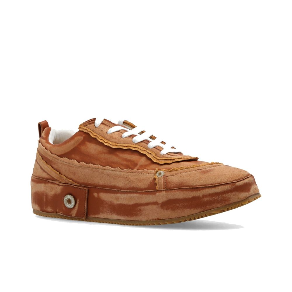 Sneakers déconstruits