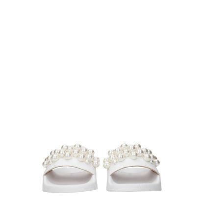 Stuart Weitzman – Weiße Leder-Slipper-Sandalen