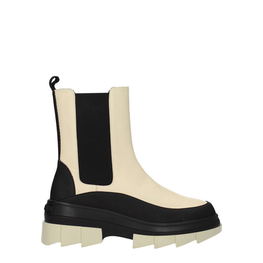 Bottines en cuir beige Stuart Weitzman