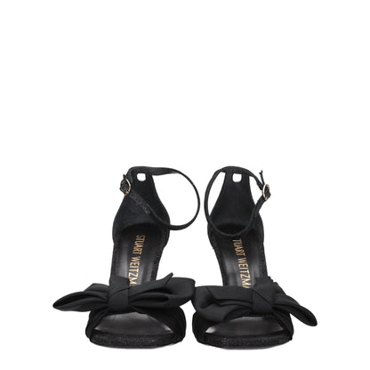 Sandales à talons aiguilles en satin noir Stuart Weitzman