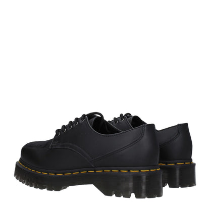 Dr. Martens Oxfords et Derbies en cuir noir
