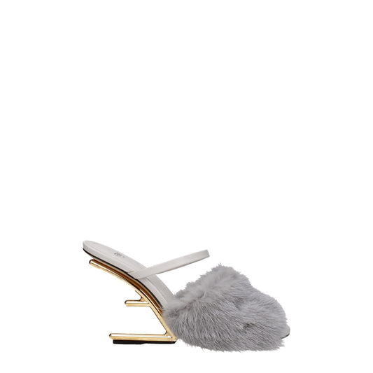 Fendi Graue Nerz-Hausschuhe Sandalen
