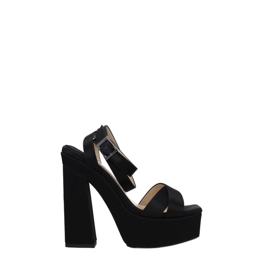 Jimmy Choo Schwarze Satin-Plateaus