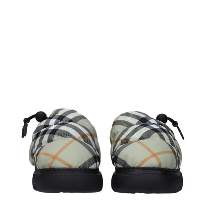 Slip-On-Loafer aus grünem Stoff von Burberry