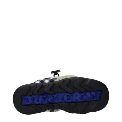 Slip-On-Loafer aus grünem Stoff von Burberry