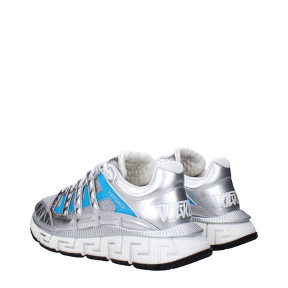 Sportliche Sneakers aus grauem Stoff von Versace