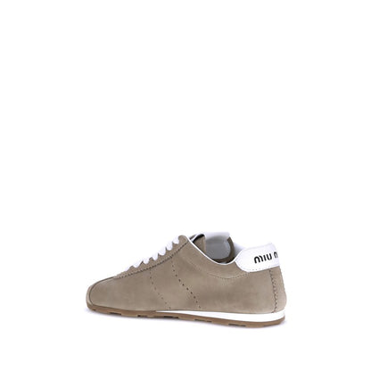 Miu Miu – Sneakers aus Wildleder mit Federn