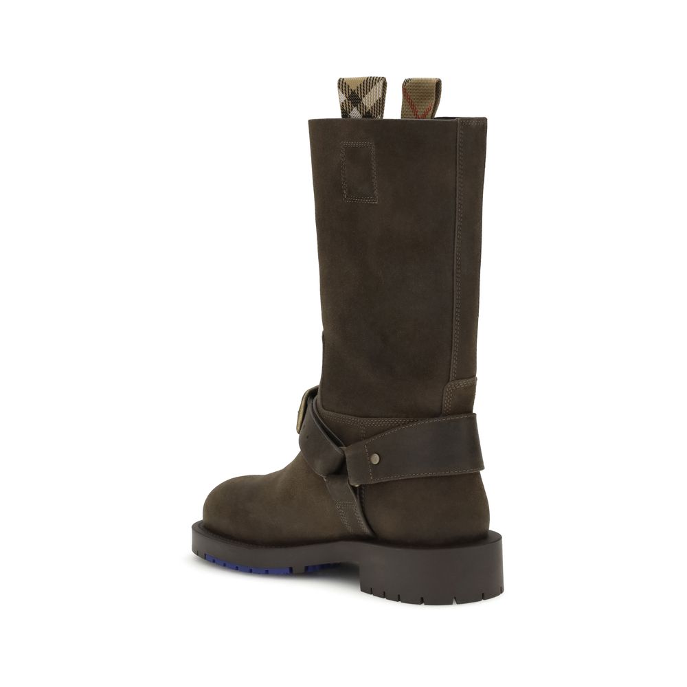 Bottes en daim à bouture
