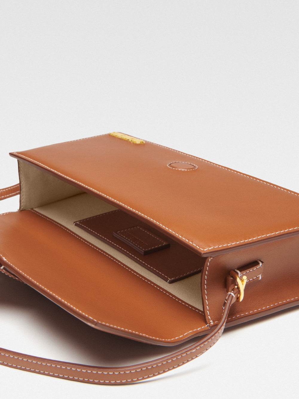 Sac long marron Le Bambino de Jacquemus