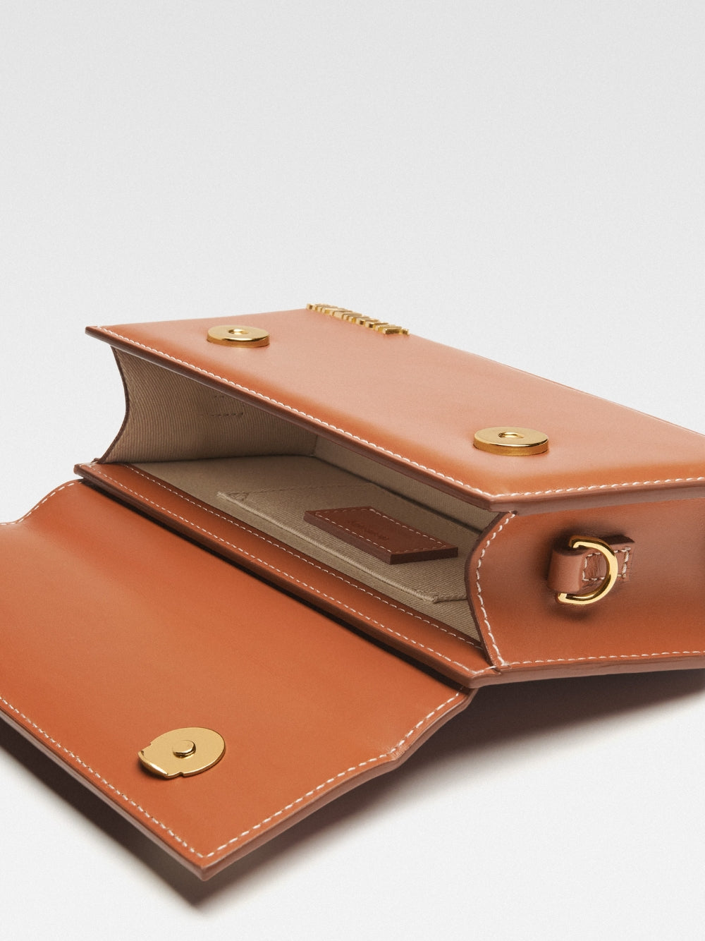 Jacquemus Le Chiquito Lange braune Tasche
