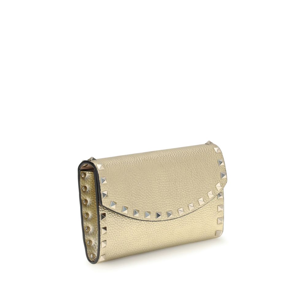 Portefeuille à chaîne Rockstud de Valentino Garavani