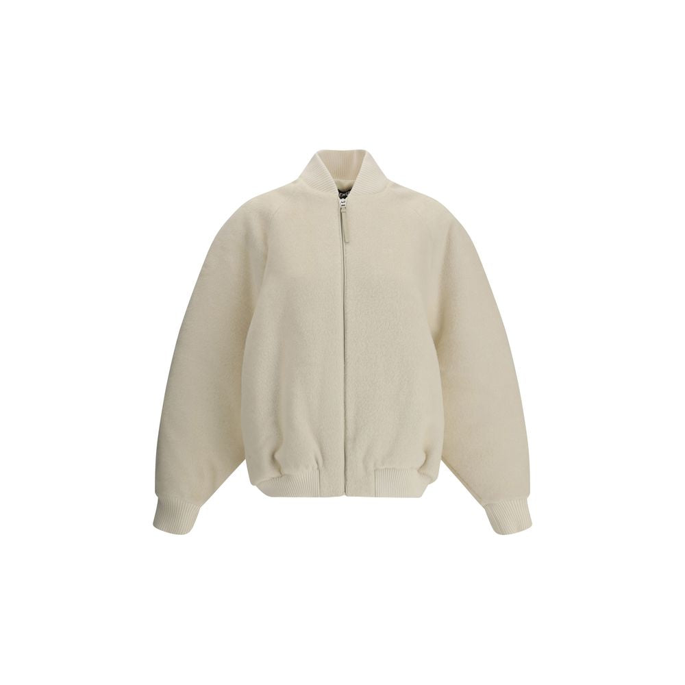 La veste Le Blouson Pilu en laine d'alpaga blanche.