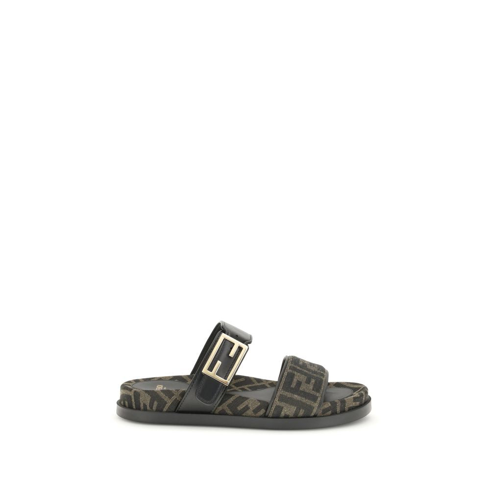 Sandale en tissu FF