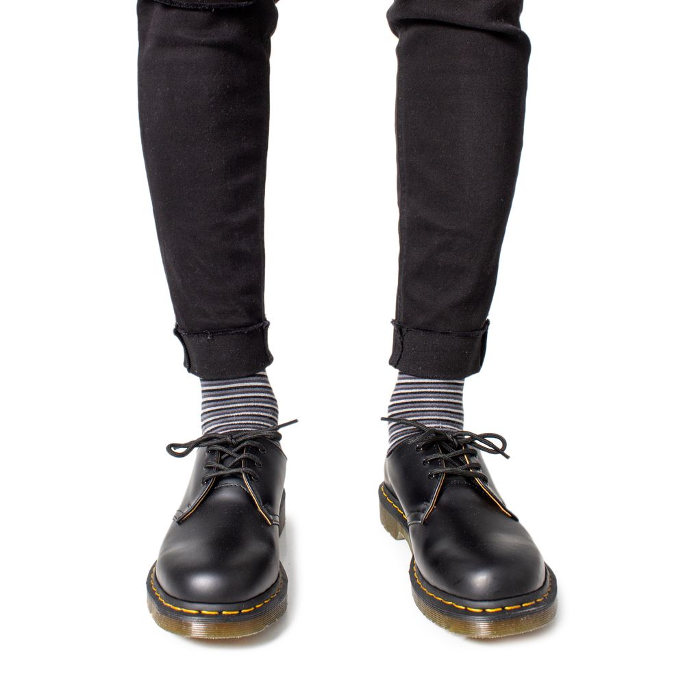 Dr. Martens Oxfords et Derby en cuir noir