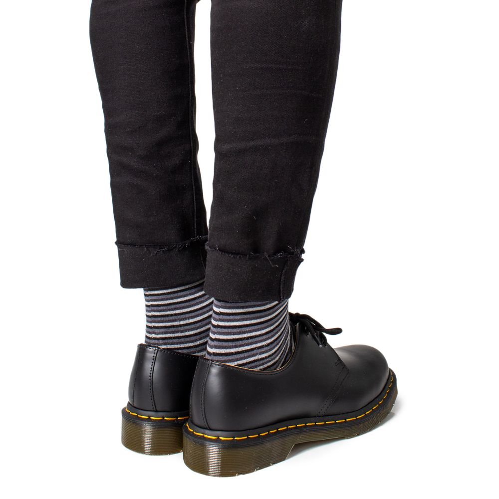 Dr. Martens Oxfords et Derby en cuir noir