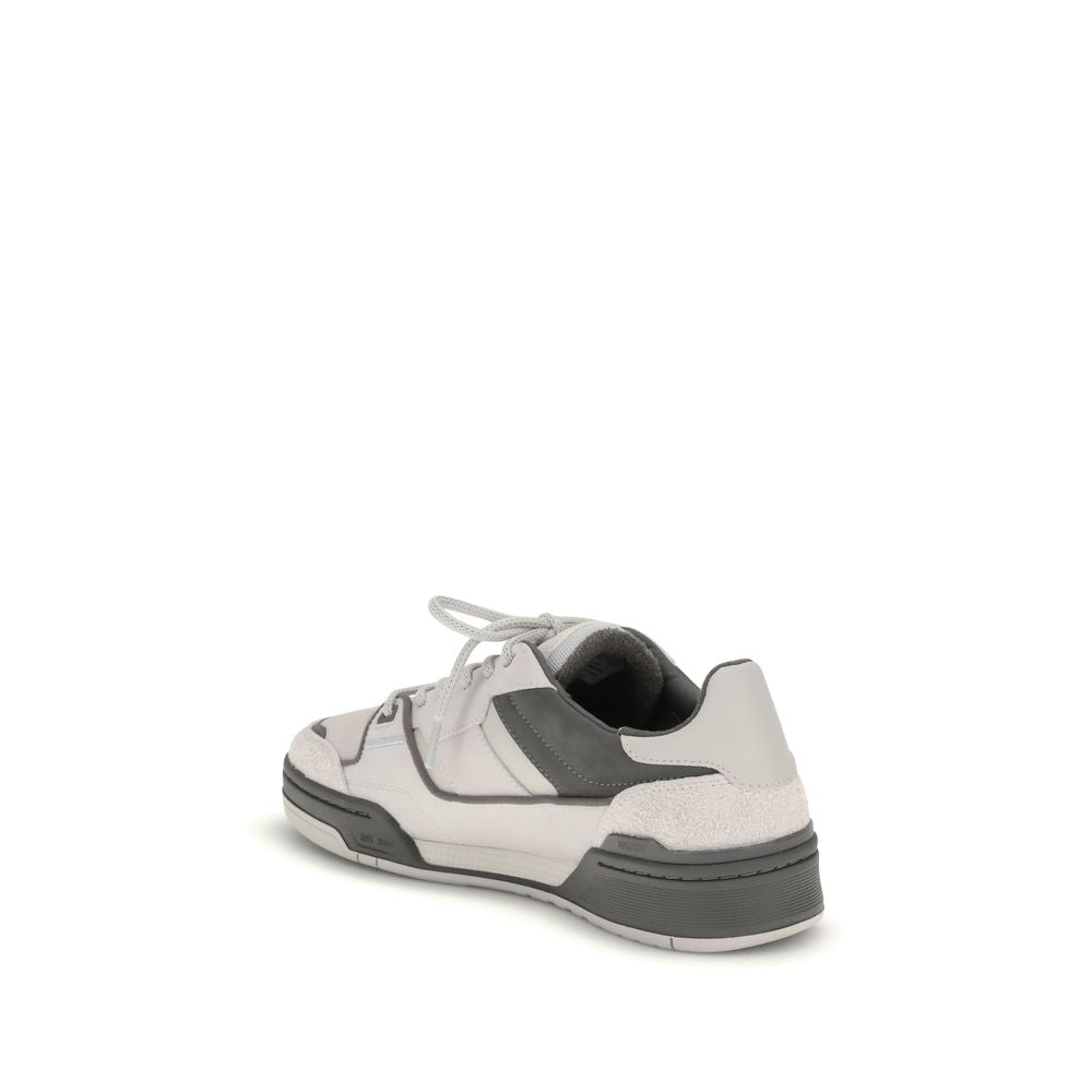 Sneaker en argile