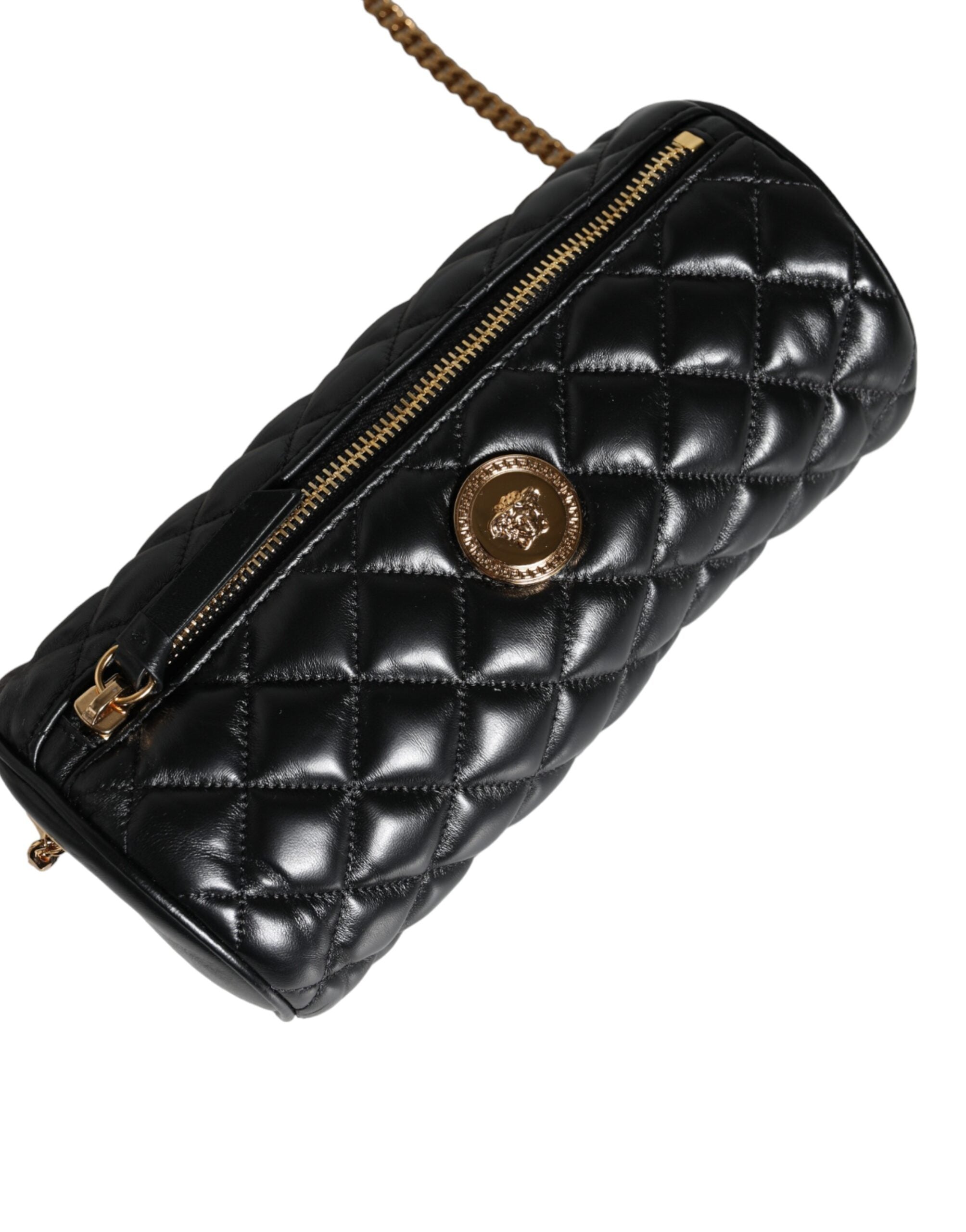 Mini sac bandoulière en cuir d'agneau matelassé noir.
