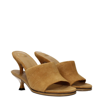 Sandales à talons aiguilles en cuir marron
