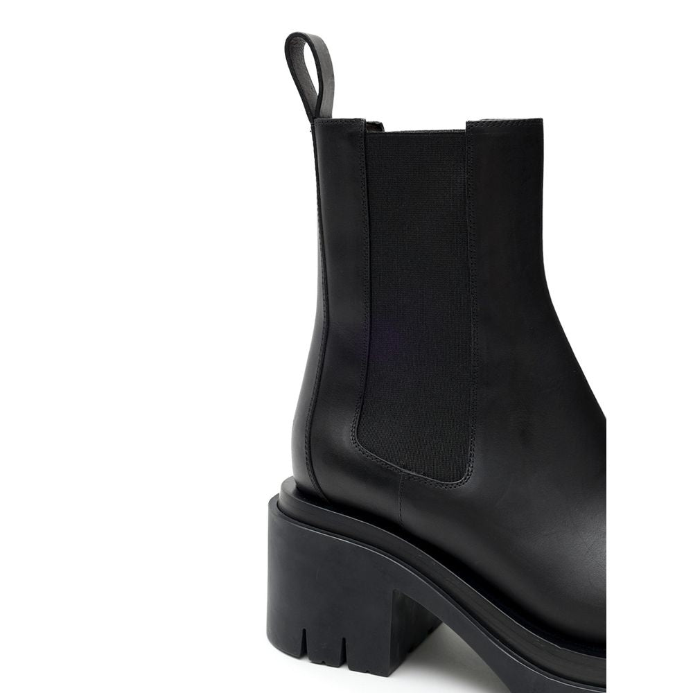 Botte en cuir noir
